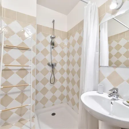 Maison Laura Charming House With Swimming Pool And Garden Tatil Evi *